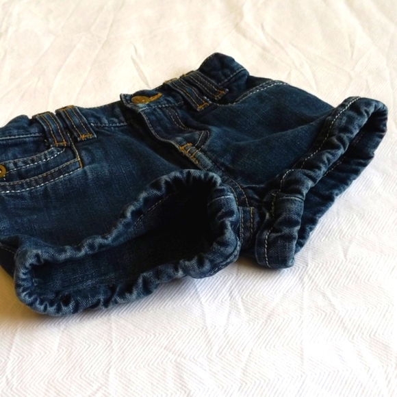 old navy dark wash denim rolled hem shorts 24 months baby girl - Picture 6 of 7